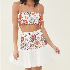 Brand new embroidered print set